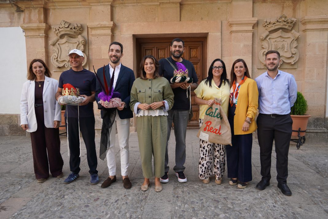 Nuevos Reyes Magos y Cartera Real de Ronda durante su presentación