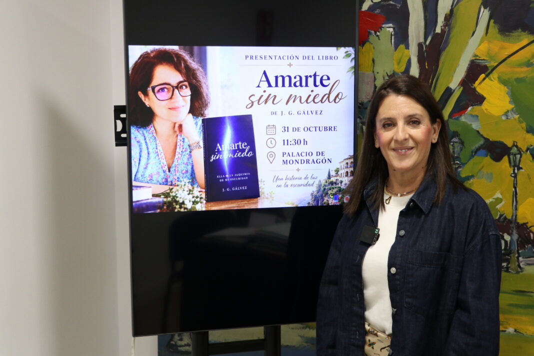Presentación de la novela Amar sin miedo en el Palacio de Mondragón